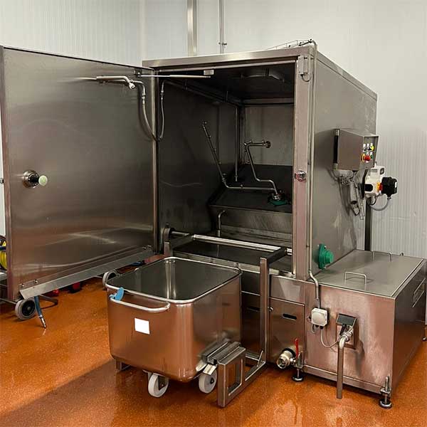 Bin and Tote Washing Equipment